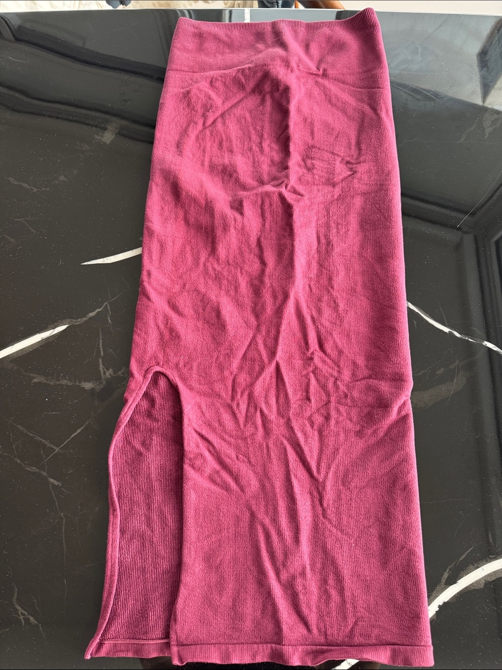 Women's Ribbed Knit Midi Skirt in Berry